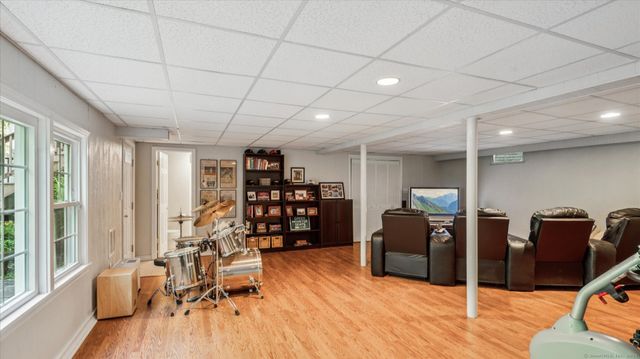 77 Blue Ridge Drive, Simsbury, CT 06070
