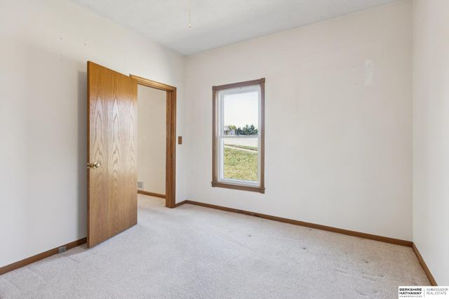 6148 Spencer Street, Omaha, NE 68104