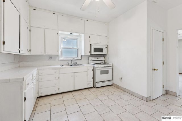 6148 Spencer Street, Omaha, NE 68104