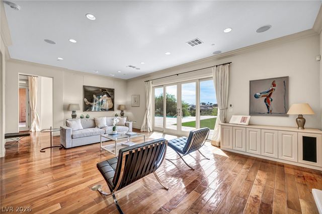7 Costa Del Sol Court, Henderson, NV 89011