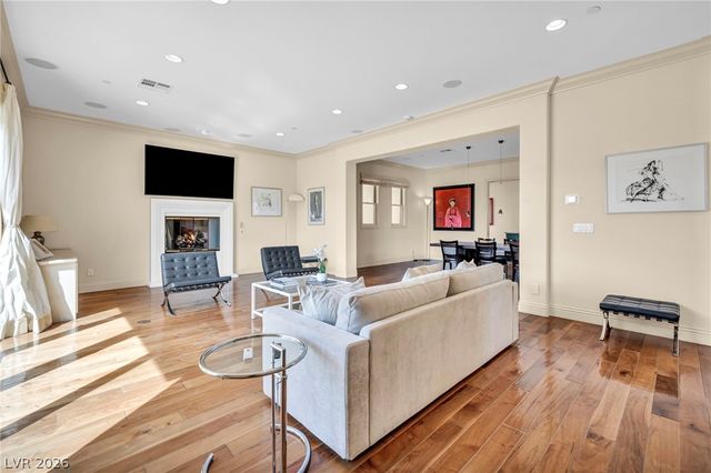 7 Costa Del Sol Court, Henderson, NV 89011