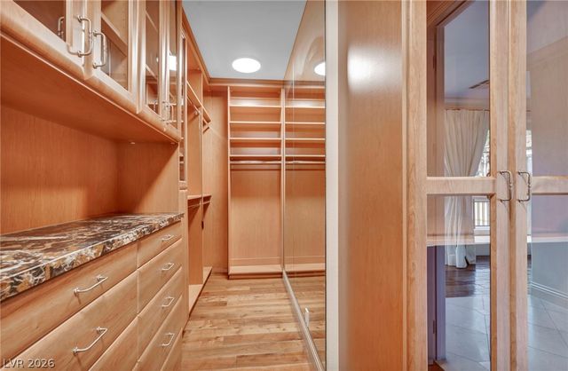 7 Costa Del Sol Court, Henderson, NV 89011