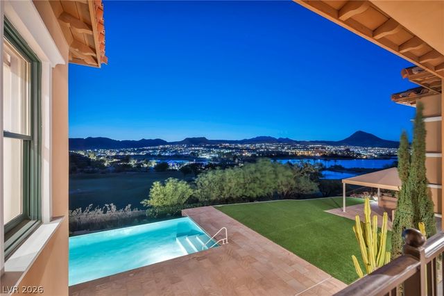 7 Costa Del Sol Court, Henderson, NV 89011