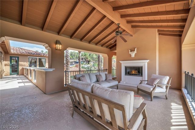 7 Costa Del Sol Court, Henderson, NV 89011