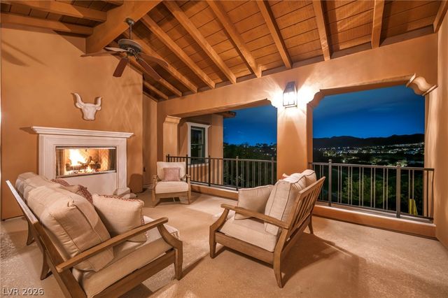 7 Costa Del Sol Court, Henderson, NV 89011