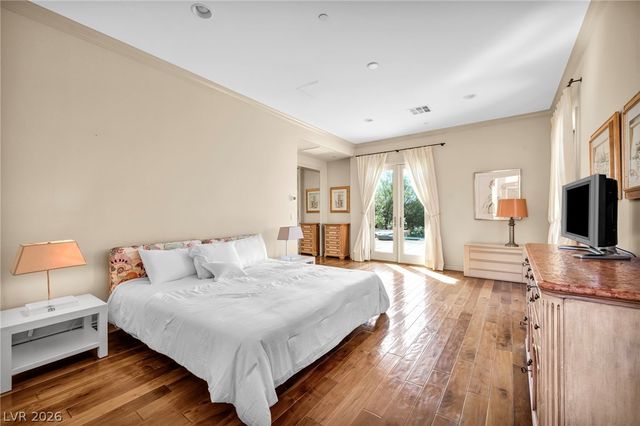 7 Costa Del Sol Court, Henderson, NV 89011