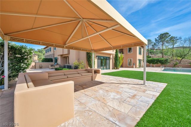 7 Costa Del Sol Court, Henderson, NV 89011