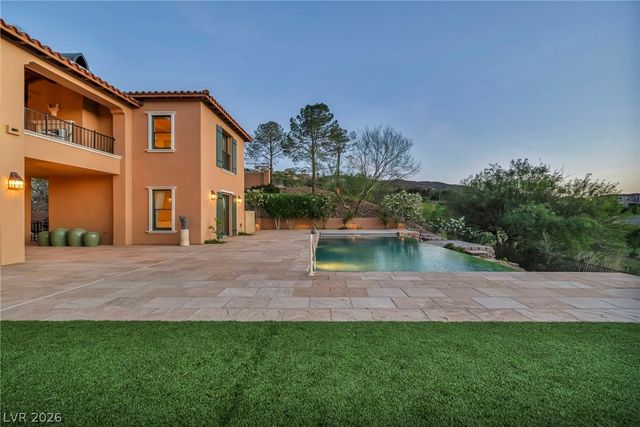 7 Costa Del Sol Court, Henderson, NV 89011