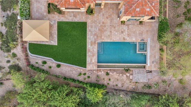 7 Costa Del Sol Court, Henderson, NV 89011