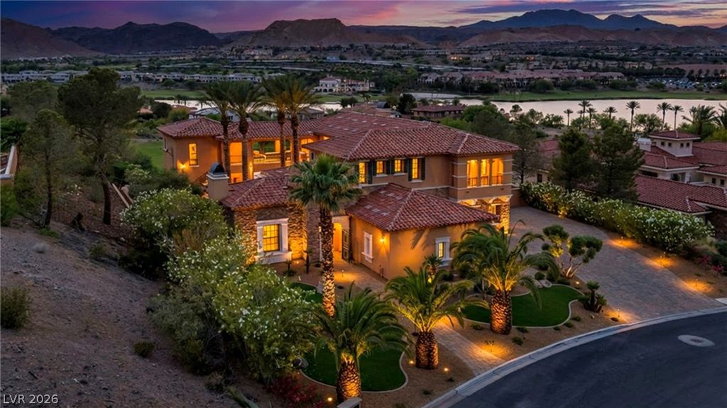 7 Costa Del Sol Court, Henderson, NV 89011