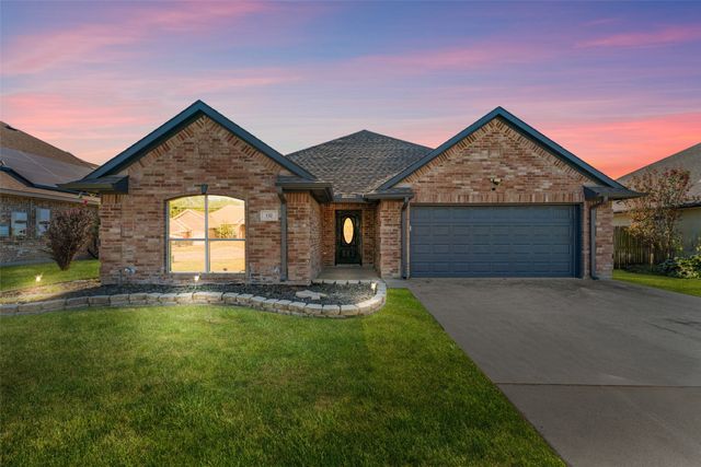 132 Birdsong Lane, Terrell, TX 75160