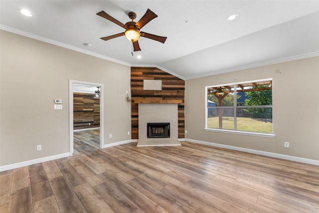 132 Birdsong Lane, Terrell, TX 75160