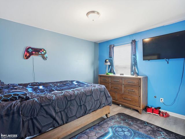 58235 Pembrooke Ave Avenue, New Haven, MI 48048