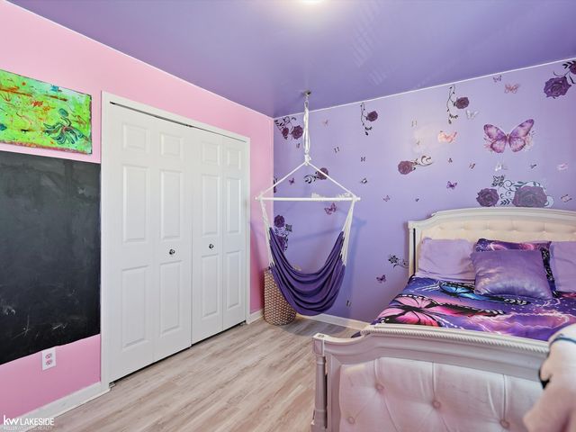 58235 Pembrooke Ave Avenue, New Haven, MI 48048