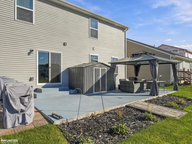 58235 Pembrooke Ave Avenue, New Haven, MI 48048