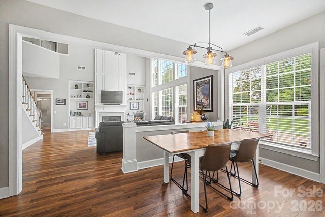 10913 Knight Castle Drive, Charlotte, NC 28277