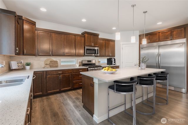 12903 107th Avenue Ct E, Puyallup, WA 98374