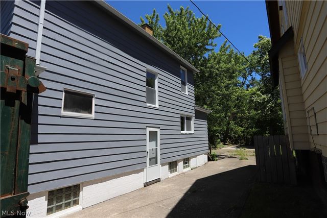 3317 E 119th Street, Cleveland, OH 44120