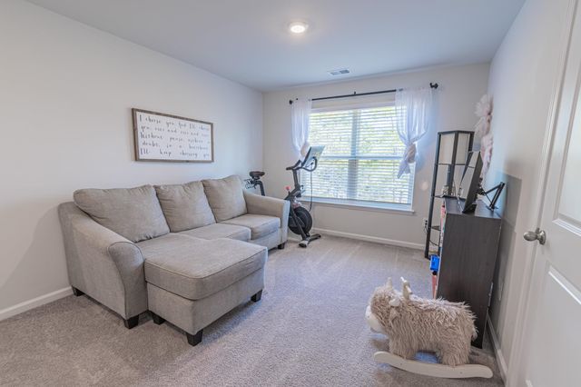 2280 Blackthorn Dr., Conway, SC 29526