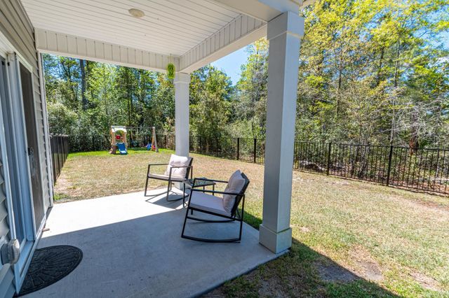 2280 Blackthorn Dr., Conway, SC 29526