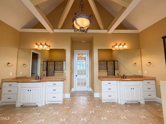 3051 E Bay Court, Creedmoor, NC 27522