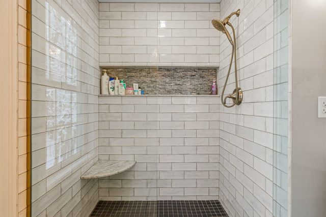 1 Pheasant Lane, Portsmouth, NH 03801