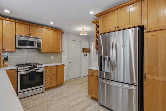 1 Pheasant Lane, Portsmouth, NH 03801