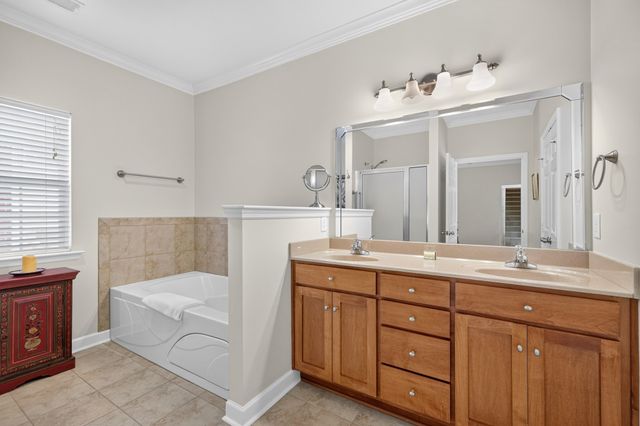 6 Ingram Ct, Lebanon, TN 37087
