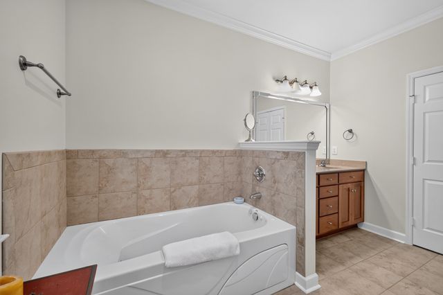 6 Ingram Ct, Lebanon, TN 37087