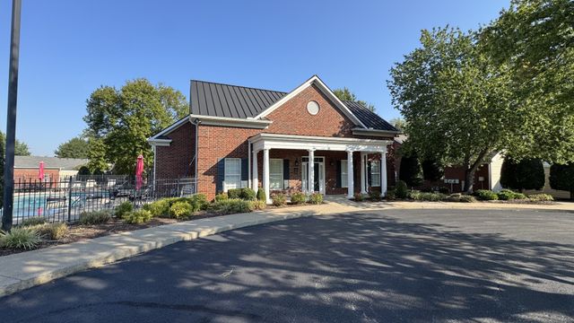 6 Ingram Ct, Lebanon, TN 37087