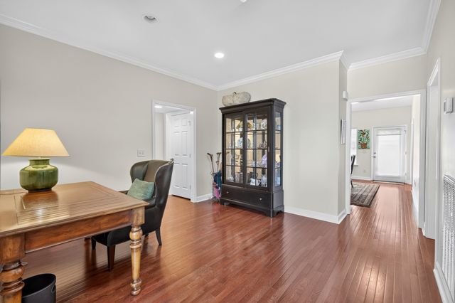 6 Ingram Ct, Lebanon, TN 37087