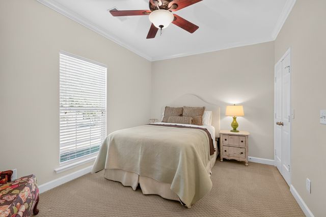 6 Ingram Ct, Lebanon, TN 37087