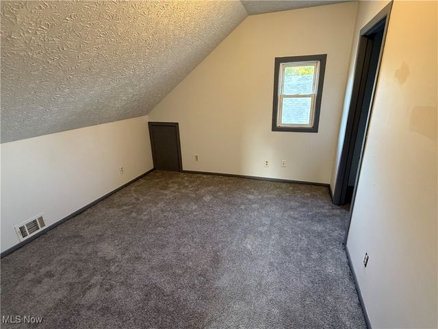 4484 W 53rd Street, Cleveland, OH 44144