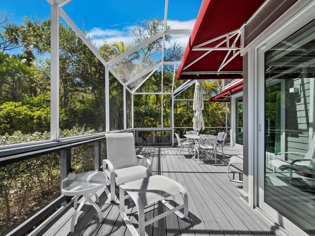 3466 WINDING OAKS DRIVE 35, Longboat Key, FL 34228