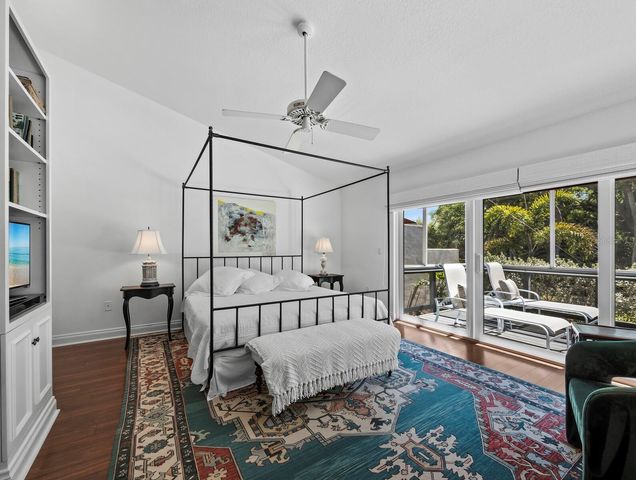 3466 WINDING OAKS DRIVE 35, Longboat Key, FL 34228