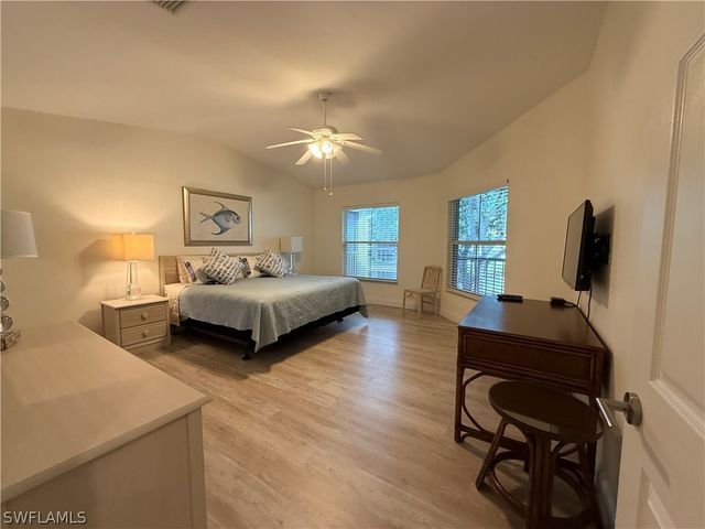 100 Diamond CIR 108, Naples, FL 34110