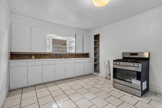 423 School Street, Hot Springs, AR 71913