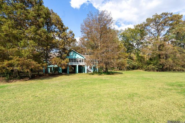 14600 Louise St, Port Vincent, LA 70726