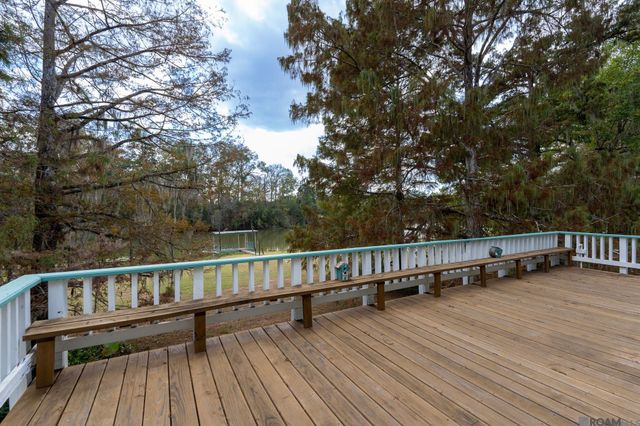 14600 Louise St, Port Vincent, LA 70726