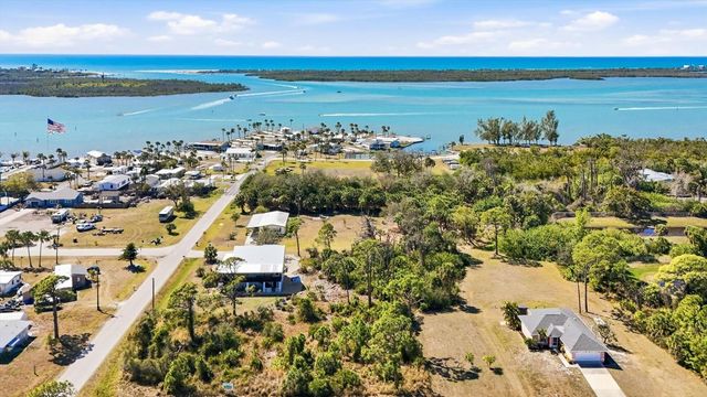 3000 BOURBON STREET, Englewood, FL 34224