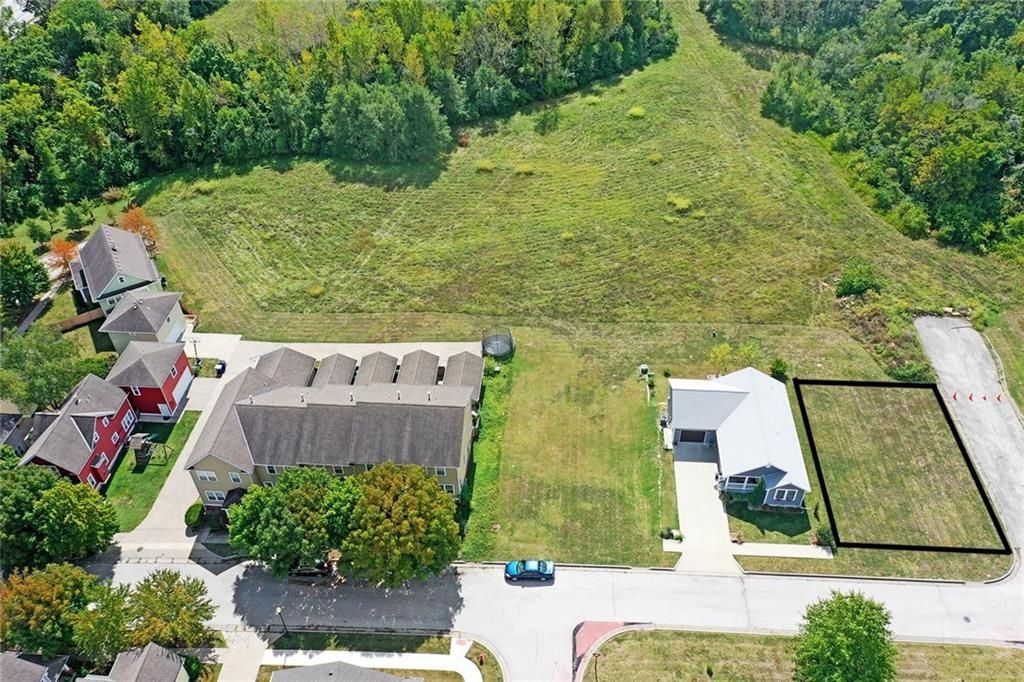 9501 E 57th Terrace, Raytown, MO 64133