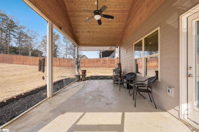 112 Ivy Woods Court, Fountain Inn, SC 29644