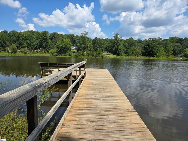 112 Ivy Woods Court, Fountain Inn, SC 29644