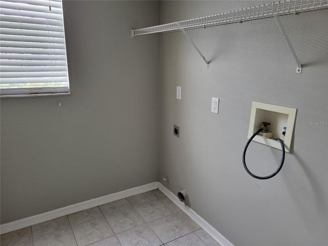 7215 COLONIAL LAKE DRIVE, Riverview, FL 33578