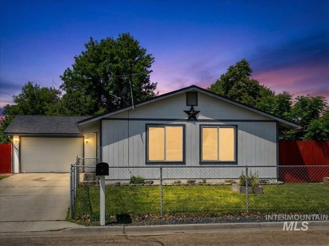 1405 N La Cresta Ave, Caldwell, ID 83605