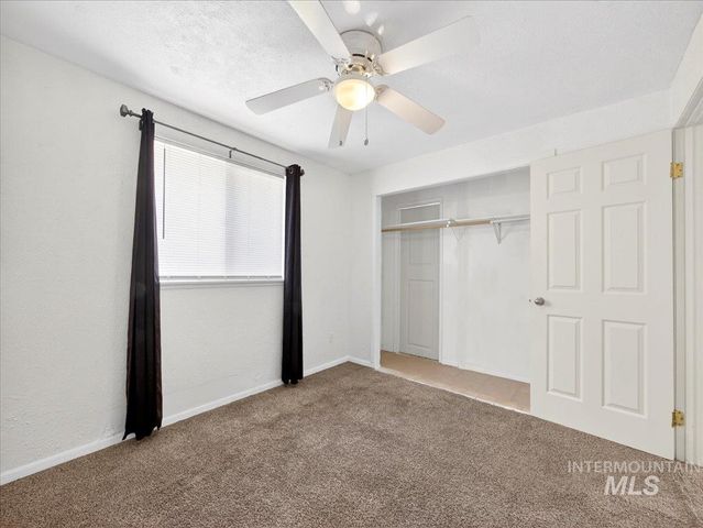 1405 N La Cresta Ave, Caldwell, ID 83605