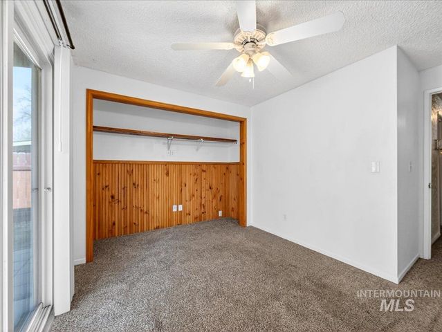 1405 N La Cresta Ave, Caldwell, ID 83605