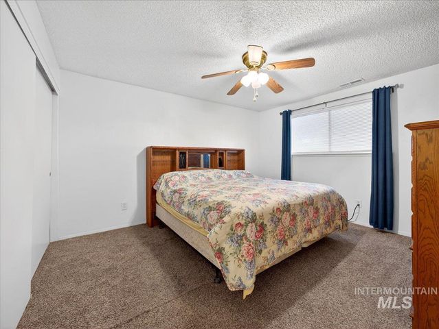 1405 N La Cresta Ave, Caldwell, ID 83605