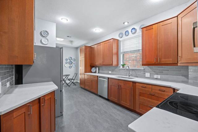 8608 Stone Hollow Drive, Mckinney, TX 75072