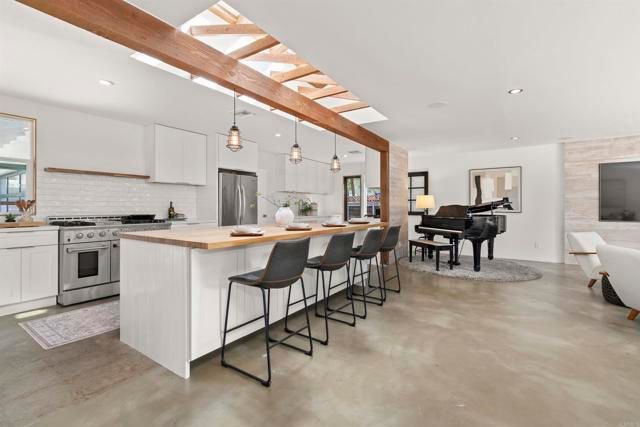 3235 Donna Drive, Carlsbad, CA 92008